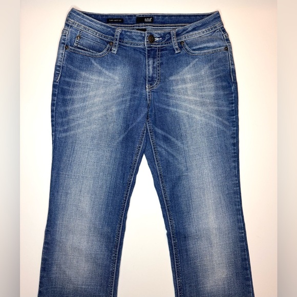 A.N.A Women’s Curvy Bootcut Jeans Size- 6 - Picture 2 of 9
